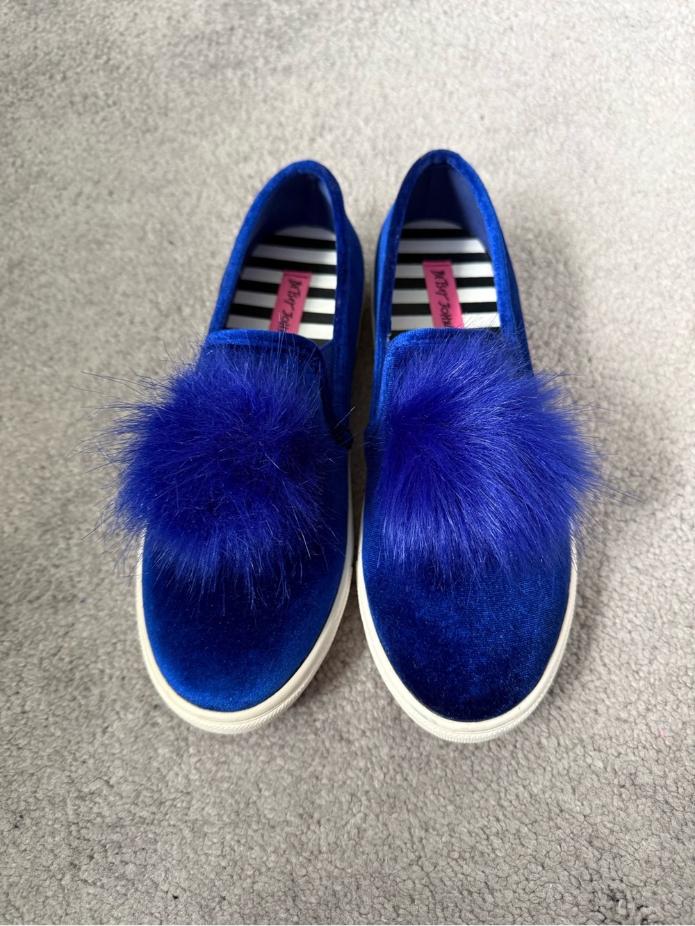 Betsey Johnson Blue Velvet Pom Slip-On Mules